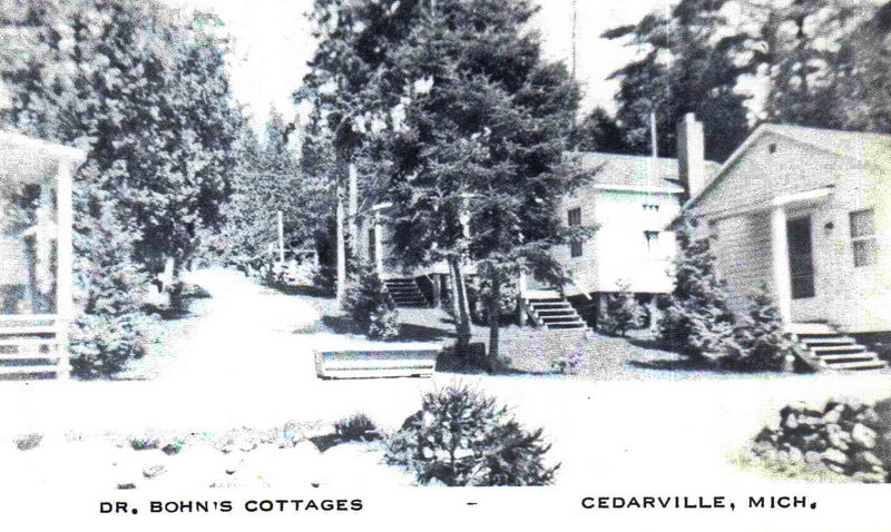 Berlins Resort (Dr. Bohns Cottages, Dr Bohns Resort) - Vintage Postcard (newer photo)